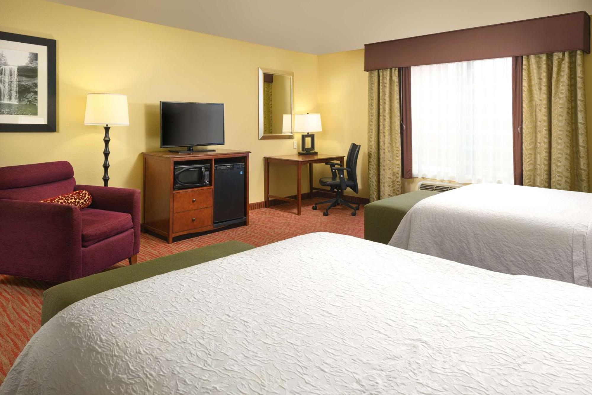 Hampton Hotel 3*